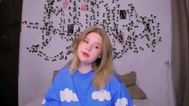 Image 10 of mina27372 Stream on Chaturbate on 23 days ago