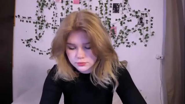 Image 11 of mina27372 Stream on Chaturbate on 13 days ago
