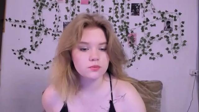 Image 2 of mina27372 Stream on Chaturbate on 11 days ago