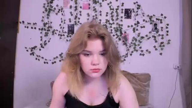 Image 3 of mina27372 Stream on Chaturbate on 11 days ago