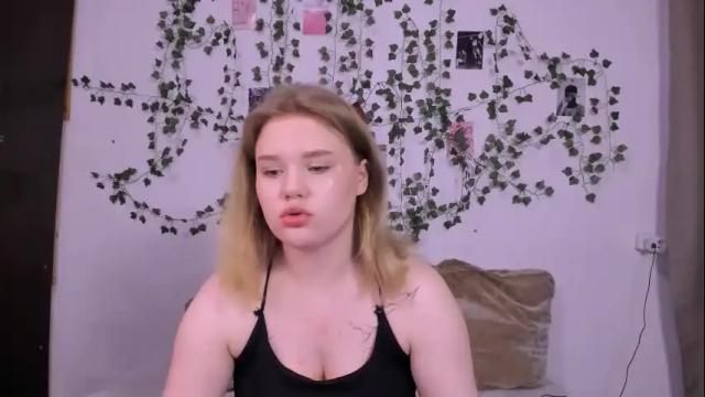 Image 8 of mina27372 Stream on Chaturbate on 11 days ago
