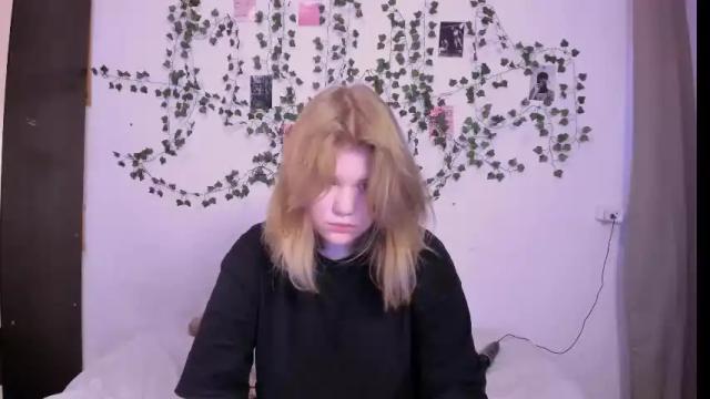 Image 2 of mina27372 Stream on Chaturbate on 8 days ago