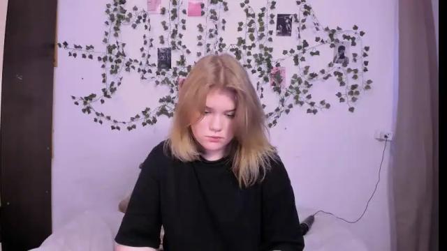 Image 3 of mina27372 Stream on Chaturbate on 8 days ago
