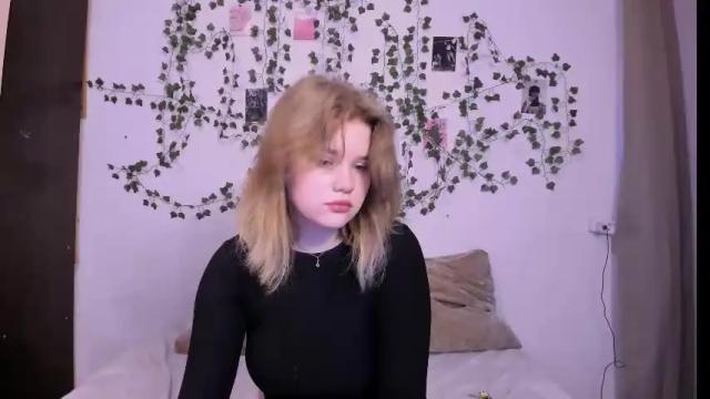 Image 2 of mina27372 Stream on Chaturbate on 6 days ago