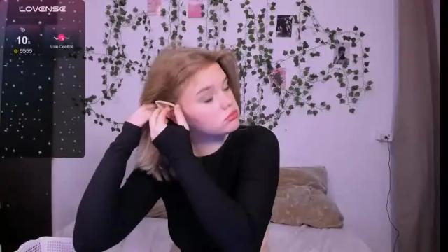 Image 8 of mina27372 Stream on Chaturbate on 4 days ago