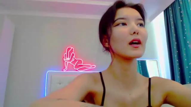 Image 2 of minahin Stream on Chaturbate on 12 months ago