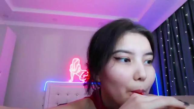 Image 2 of minahin Stream on Chaturbate on 11 months ago