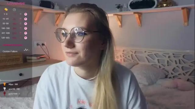 Image 4 of mind_of_heart Stream on Chaturbate on 1 month ago