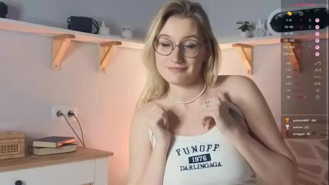 Image 10 of mind_of_heart Stream on Chaturbate on 1 month ago