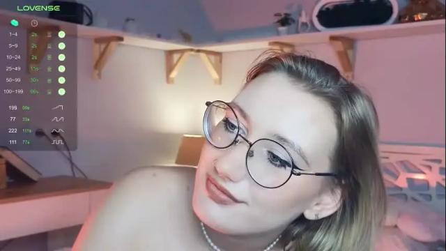 Image 3 of mind_of_heart Stream on Chaturbate on 24 days ago