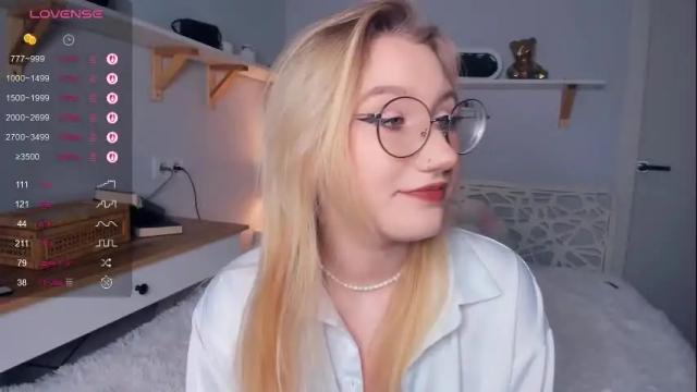 Image 11 of mind_of_heart Stream on Chaturbate on 1 day ago