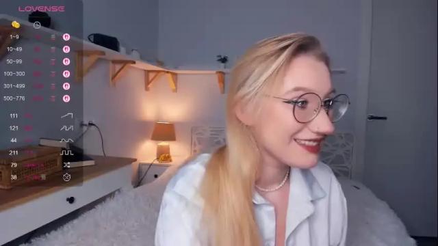 Image 2 of mind_of_heart Stream on Chaturbate on 1 day ago
