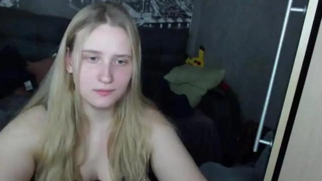 Image 3 of mindiys Stream on Chaturbate on 15 months ago