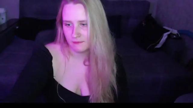 Image 12 of mindiys Stream on Chaturbate on 13 months ago