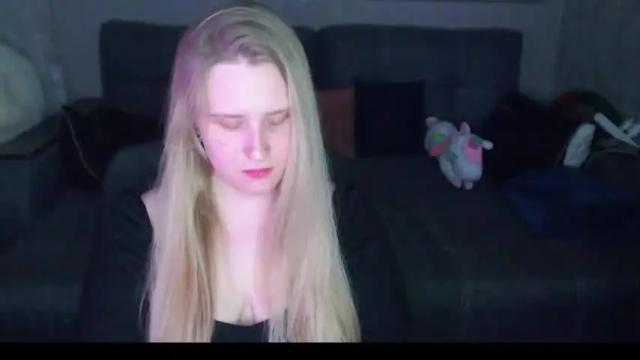 Image 3 of mindiys Stream on Chaturbate on 13 months ago