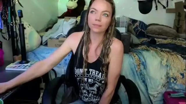 Image 2 of mindymars Stream on Chaturbate on 27 days ago