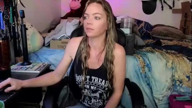 Image 7 of mindymars Stream on Chaturbate on 27 days ago