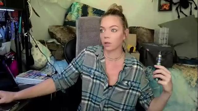 Image 3 of mindymars Stream on Chaturbate on 24 days ago