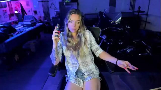 Image 11 of mindymars Stream on Chaturbate on 1 month ago