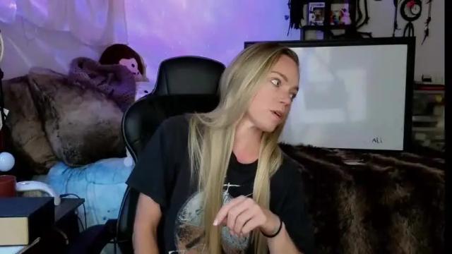 Image 7 of mindymars Stream on Chaturbate on 1 month ago