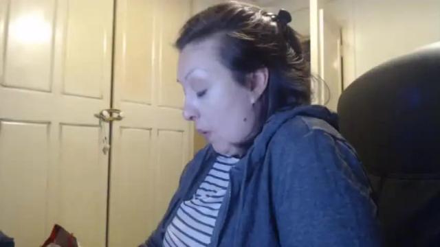 Image 8 of mindyourbusiness123 Stream on Chaturbate on 24 months ago