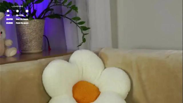 Image 7 of mineliaaa Stream on Chaturbate on 1 month ago