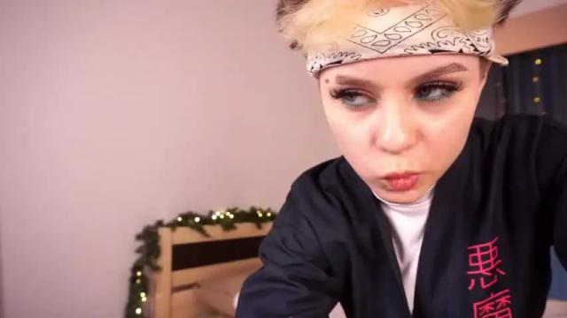 Image 10 of mini_cruella Stream on Chaturbate on 15 months ago
