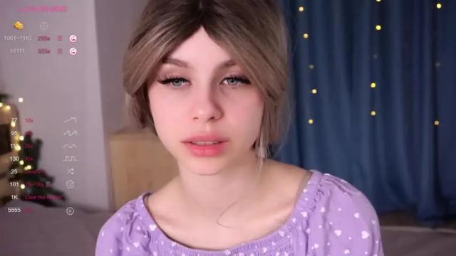 Image 11 of mini_cruella Stream on Chaturbate on 14 months ago