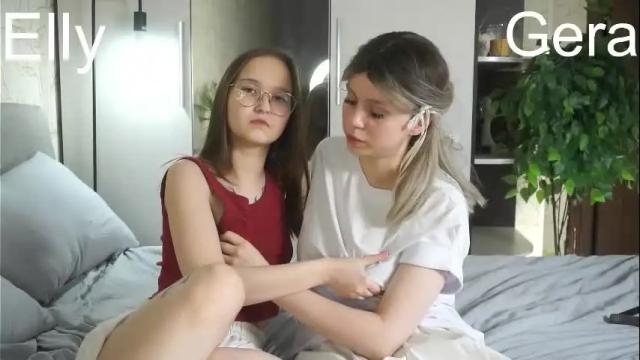 Image 2 of mini_cruella Stream on Chaturbate on 7 months ago