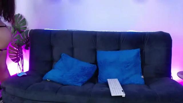 Image 10 of mini_lau Stream on Chaturbate on 23 months ago