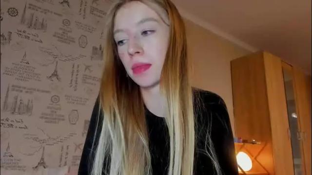 Image 2 of minidiva_ Stream on Chaturbate on 4 months ago
