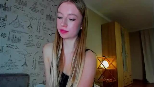 Thumbnail 3, minidiva_'s Stream at Chaturbate, 19 hours ago