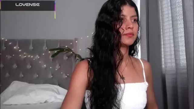 Thumbnail 3, minikunis's Stream at Chaturbate, 1 month ago