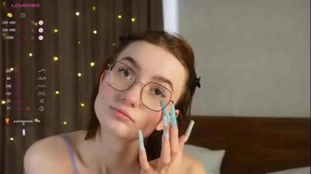 Image 6 of minnietammy Stream on Chaturbate on 28 days ago