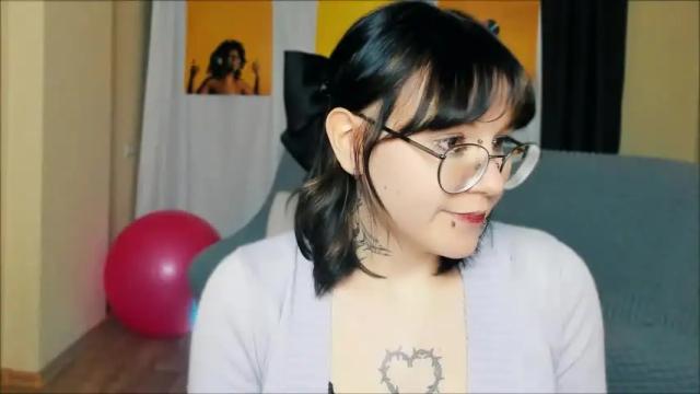 Image 3 of mioumeoww Stream on Chaturbate on 11 months ago