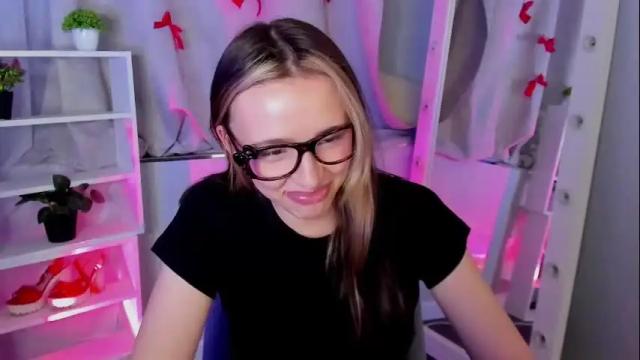 Image 8 of mipsymipson Stream on Chaturbate on 1 month ago