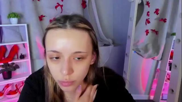 Image 3 of mipsymipson Stream on Chaturbate on 1 month ago