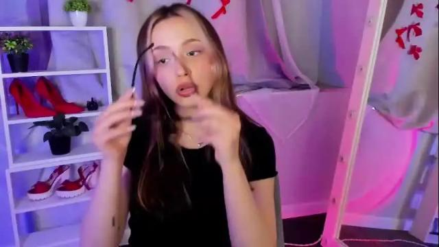 Image 10 of mipsymipson Stream on Chaturbate on 1 month ago