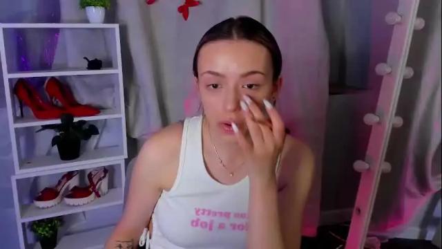 Image 11 of mipsymipson Stream on Chaturbate on 15 days ago