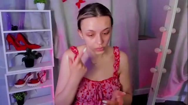 Image 4 of mipsymipson Stream on Chaturbate on 14 days ago