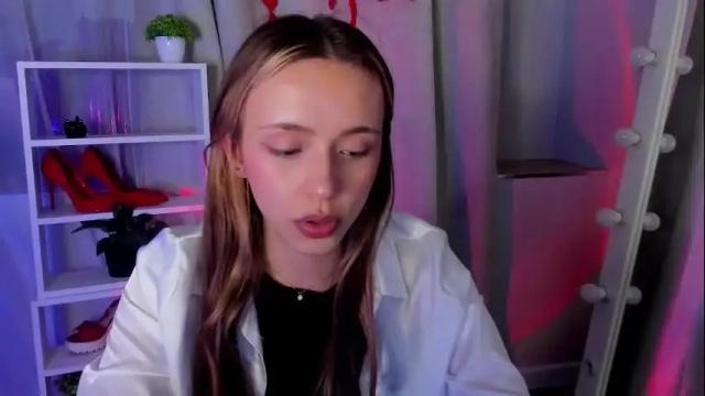 Image 10 of mipsymipson Stream on Chaturbate on 11 days ago