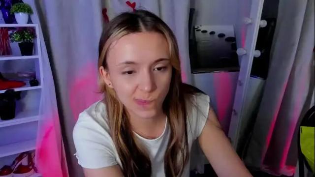 Image 3 of mipsymipson Stream on Chaturbate on 4 days ago