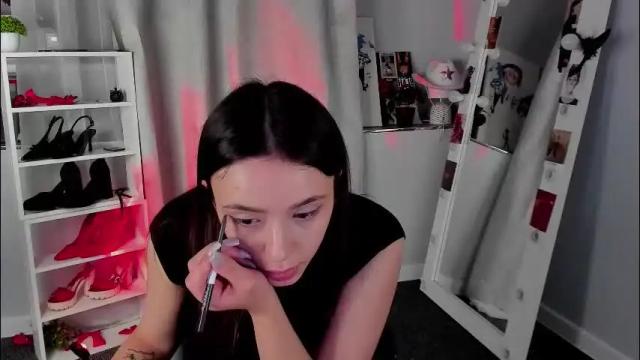 Image 10 of mipsymipson Stream on Chaturbate on 1 month ago