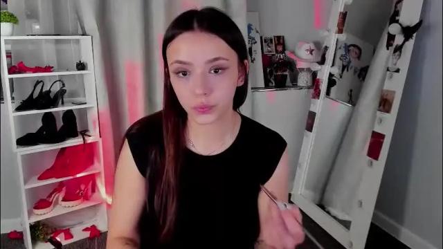 Image 11 of mipsymipson Stream on Chaturbate on 1 month ago