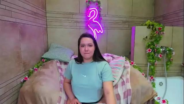 Image 3 of mira_karter Stream on Chaturbate on 18 days ago
