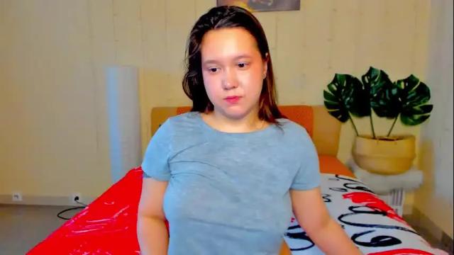 Image 6 of mira_karter Stream on Chaturbate on 26 days ago