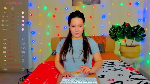 Image 8 of mira_karter Stream on Chaturbate on 20 days ago