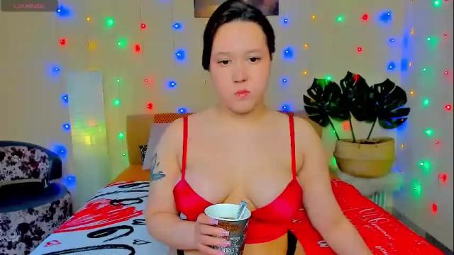 Image 2 of mira_karter Stream on Chaturbate on 15 days ago