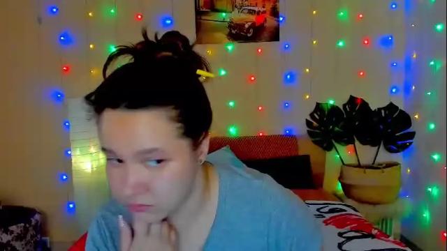Image 6 of mira_karter Stream on Chaturbate on 13 days ago