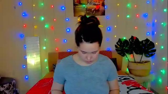 Image 7 of mira_karter Stream on Chaturbate on 13 days ago